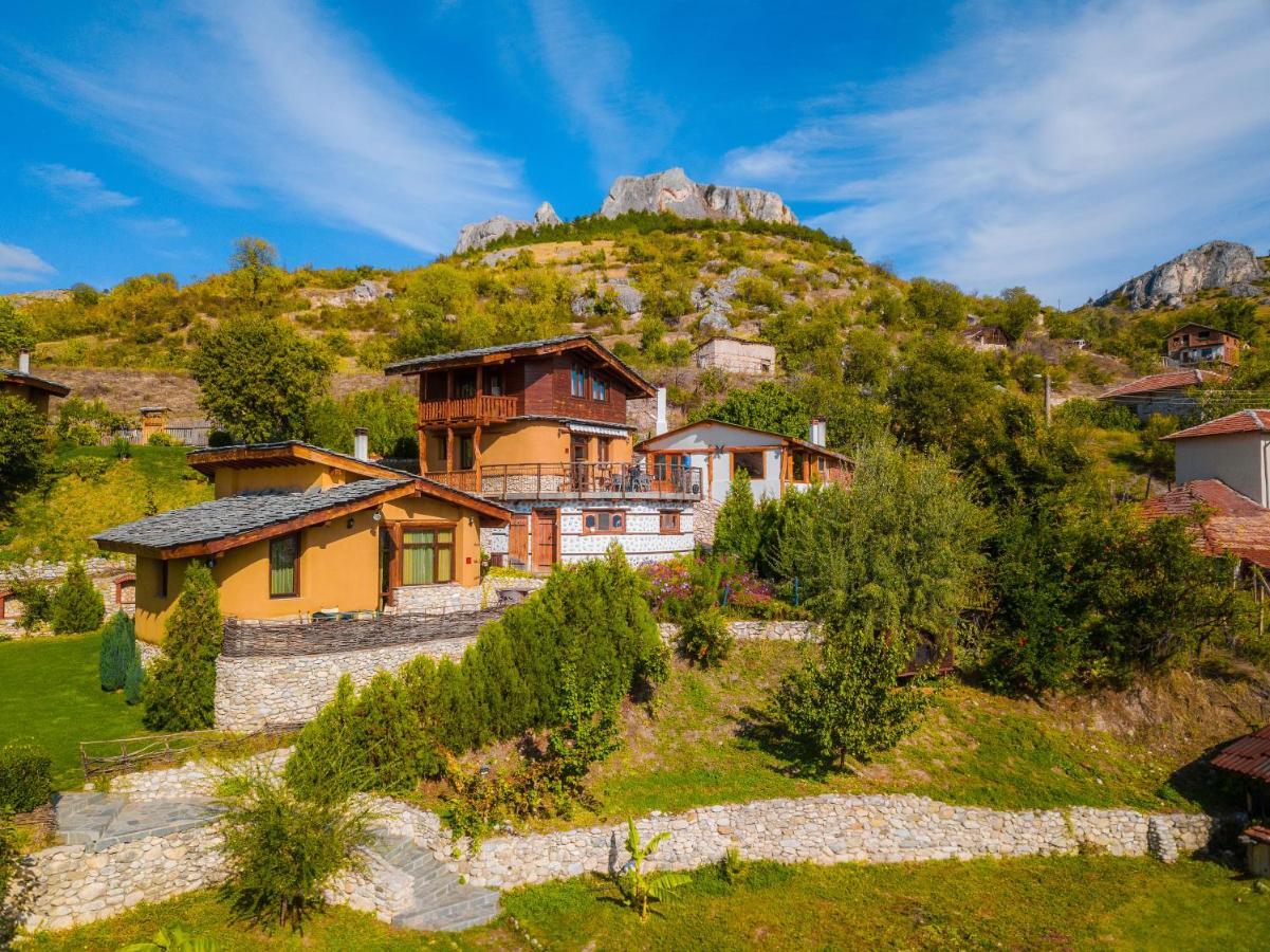 Eco Village Under The Cliffs Ilindentsi Extérieur photo