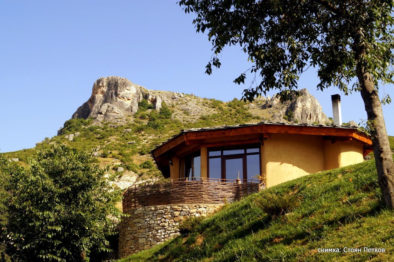 Eco Village Under The Cliffs Ilindentsi Extérieur photo